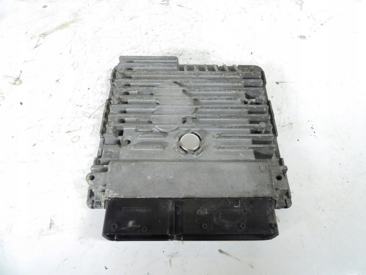 SKODA FABIA II 2 1.6TDI Bedienteil DES MOTORS 03L906023LM