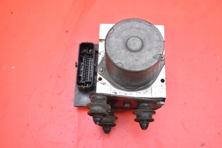 pumpa ABS 8R0614517J AUDI Q5 8R 2.0 TDI 170 KM 08-12