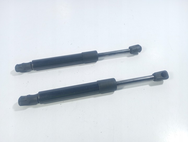 Alfa Romeo 159 05-08 SILOWNIKI heckklappe Kofferraum 2 szt OE 8058518