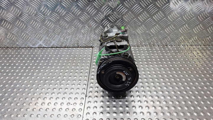 compresseur de climatisation 8D0260808 AUDI A4 B5 PASSAT B5 SUPERB et 1.9 TDI