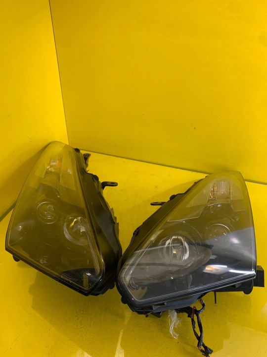 light left and right Nissan GTR GT-R 2008- lens black