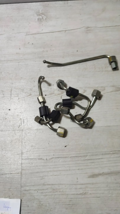 Jeep Cherokee KL 15r. 2.0d Tuyaux Porte gicleur wtryskowe