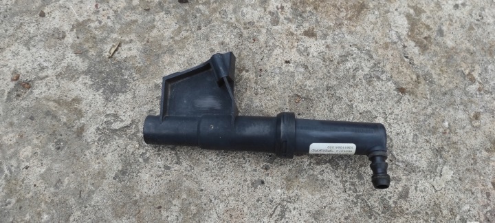 1307030347 RECHTS WASCHWASSERDÜSE LEUCHTE VOLVO V50 (MW)