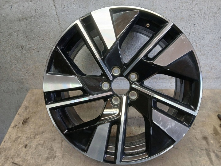 CERCHIO di alluminio VOLVO 19" 7,5J ET50,5 5X108 32410091