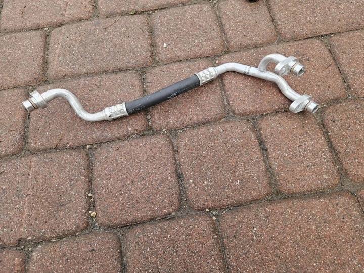 Conduit pieces tuyaux Climatisateur air conditionné Tuyau Tuyau flexible Renault ZOE 924467761R