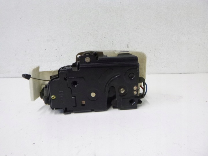 de la Serrure Portière Avant Droite Volkswagen Touran 1T1 8 PIN