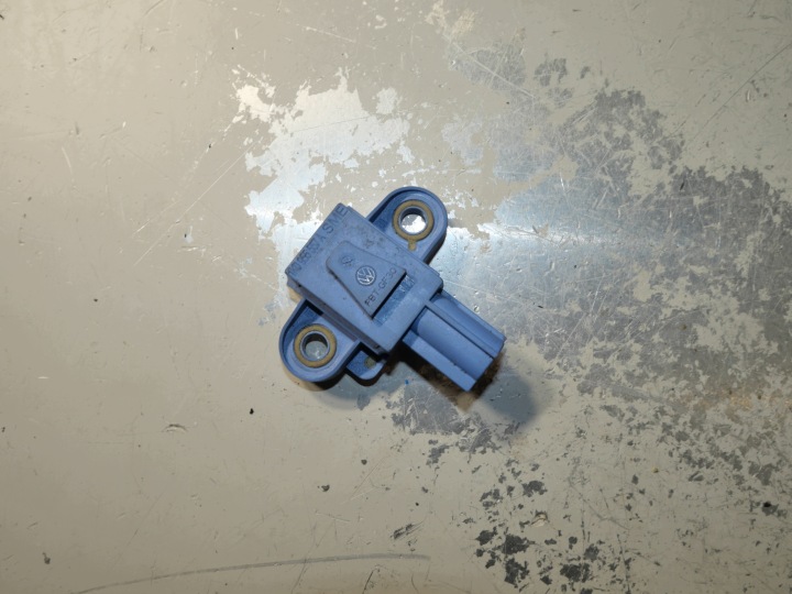 crashsensor drucksensor VW SEAT SKODA 1K0955557A