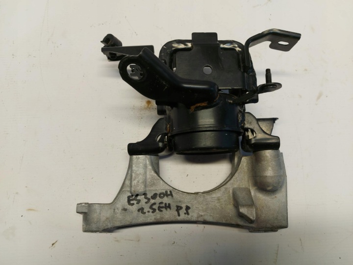 LEXUS ES300H VII 2.5EH HYBRID engine mount right