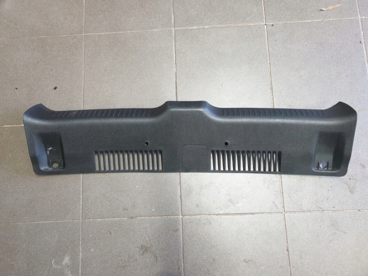 kryt stěny zadního RENAULT CLIO 4 IV 2016- LIFT 849209692R