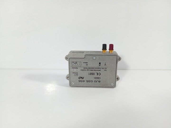Audi A3 8P 03-12 Verstärker ANTENY OE 8J0035456
