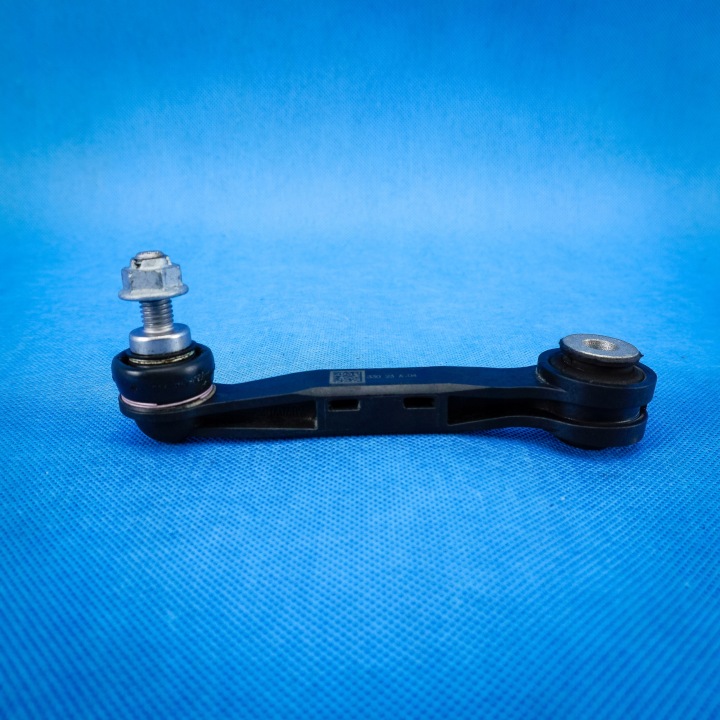 Stabilisator heck links rechts BMW X3 G01 X4 G02 33556870702 6870702