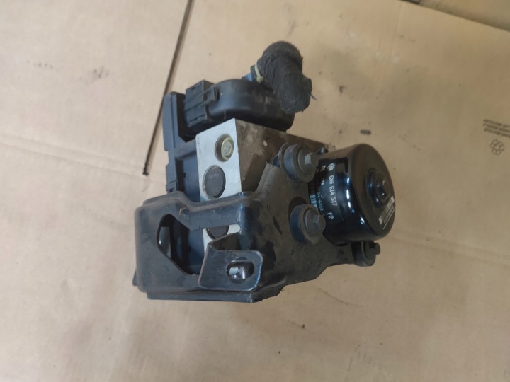 VW GOLF IV 4 BORA NEW BEETLE A3 8L Pompe ABS Unité de contrôle 6X0614517 1C0907379