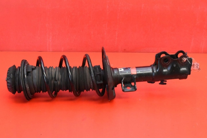 Stoßdämpfer links vorne 48520-K0080 TOYOTA YARIS 4 IV 1.5 12V 125 KM 20-24