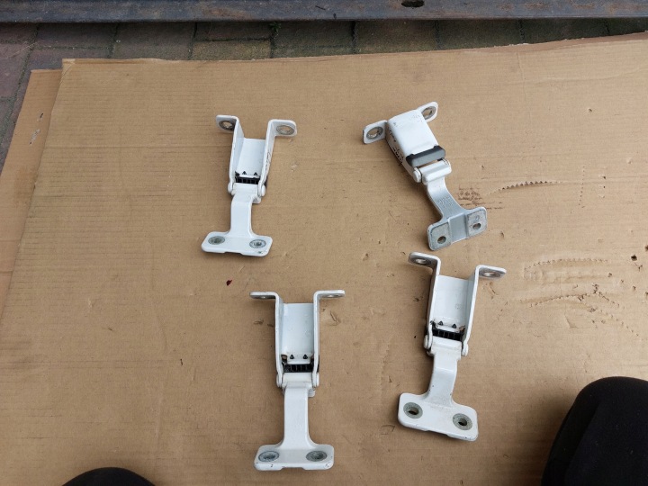 scharniere Tür links rechts heck MERCEDES CITAN W145 14r