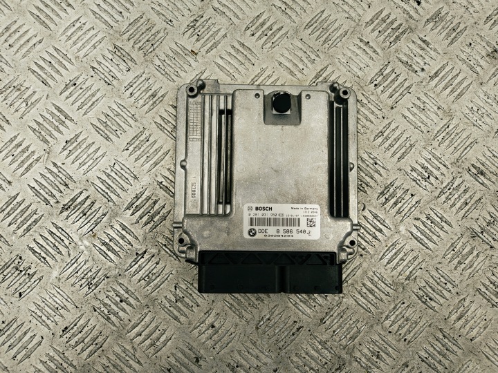 BMW X5 F15 Bedienteil DES MOTORS ECU 8586540