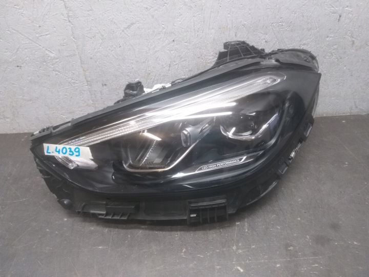 FEUX PHARE AVANT GAUCHE MERCEDES C KLASA W206 FULL LED HP A2069066104