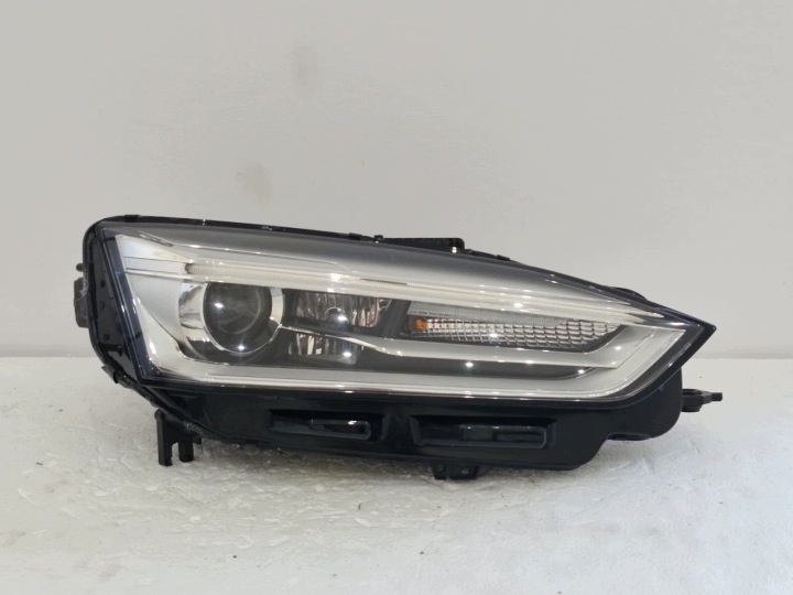 Licht rechts Audi A5 8W Bi-Xenon LED