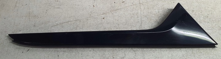 AUDI A6 C8 4K 18- SPOILER du capot KOMBI Droite Original 4K9854872