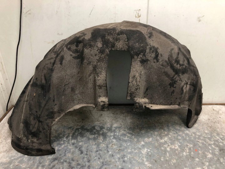 belsösárvédö jobb far AUDI Q5 LIFT