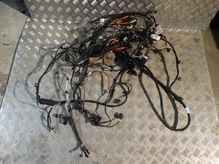 IDEALNA CÂBLAGE KOMORY MOTEUR MERCEDES W167 1