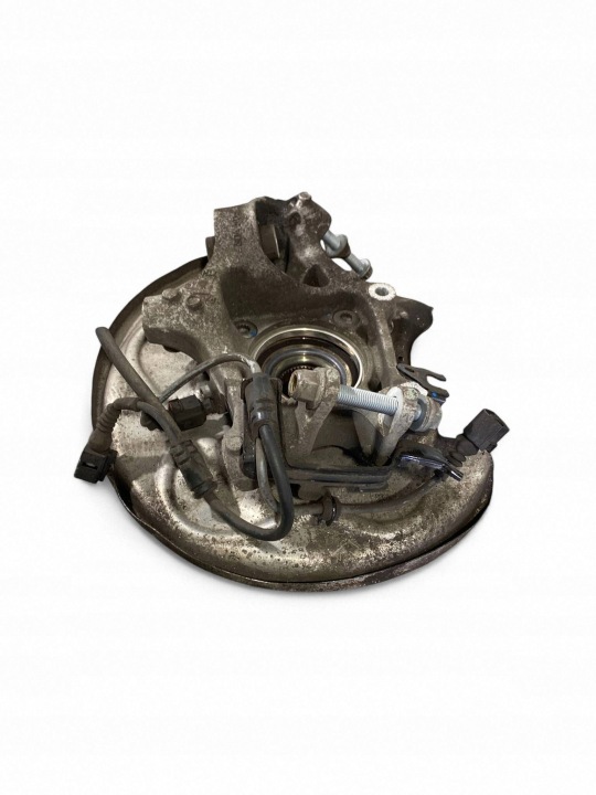 Audi Q5 SQ5 Right side Rear wheel hub 9