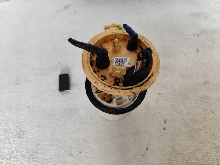 VOLKSWAGEN CADDY 2.0TDI V 2K7 2022 Pompe alimentation carburant Réservoirs