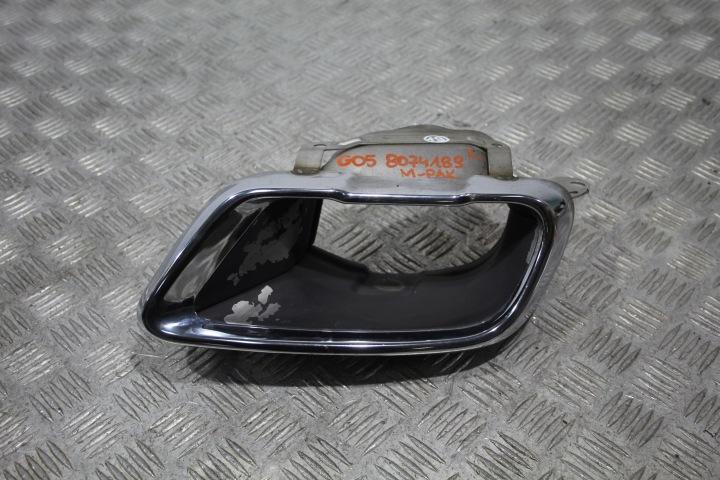 Terminal échappement de l’échappement Gauche BMW X5 G05 8074189