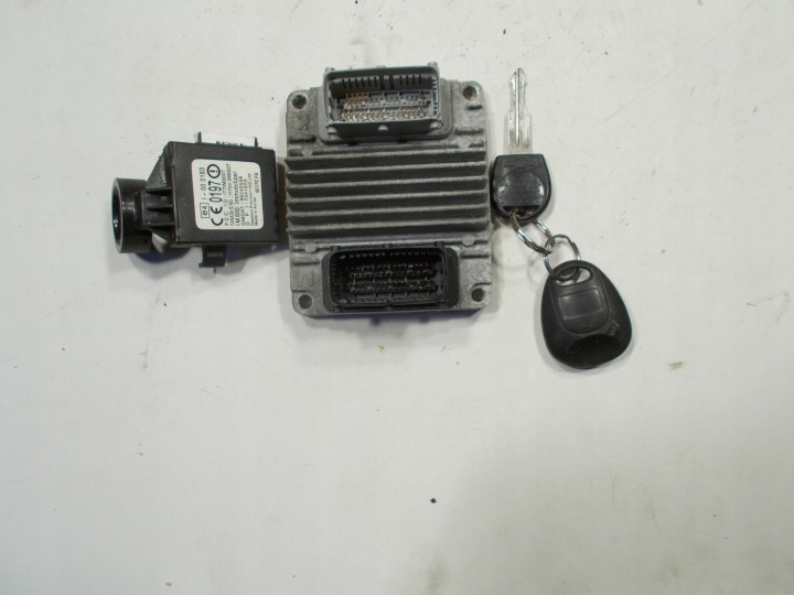 Ordinateur Montage DO ODPALENIA IMMO DAEWOO CHEVROLET AVEO II 1.4 16V 96436779