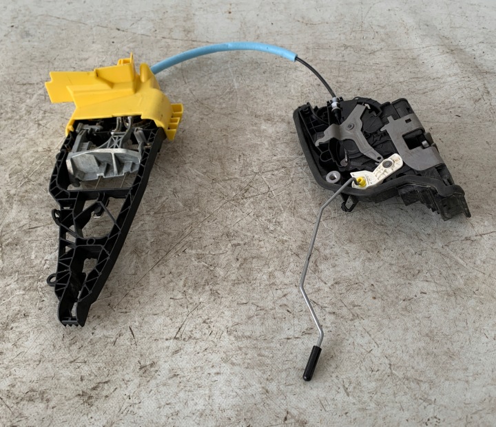 $ DE LA SERRURE PORTIÈRE GAUCHE AVANT MINI F54 7281931