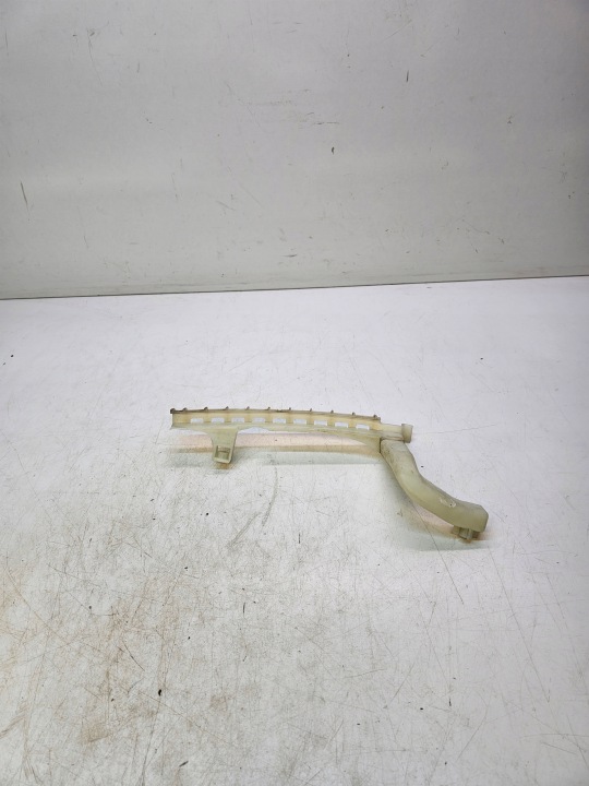 PROWADNICA vitres gauche arrière AUDI A3 8V berline 8V5839067