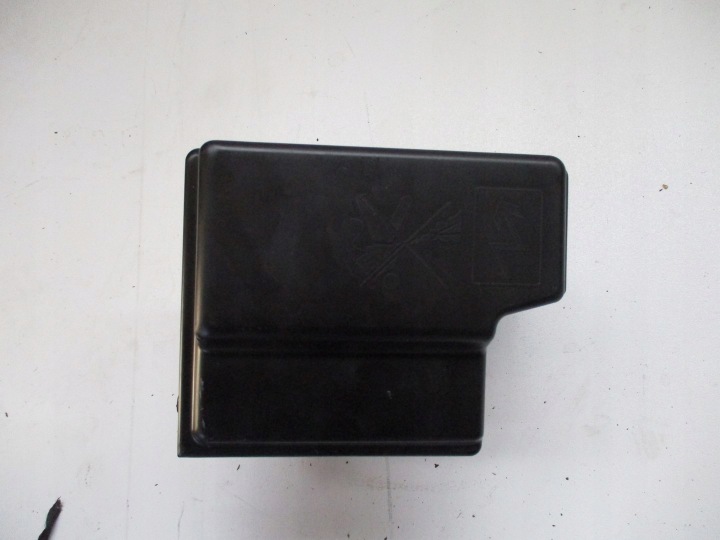 MODULE FUSIBLES RENAULT CAPTUR 252361535R