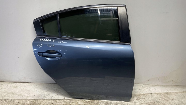 MAZDA 6 GJ SEDAN ajtó jobb jobb far hátsó 42B