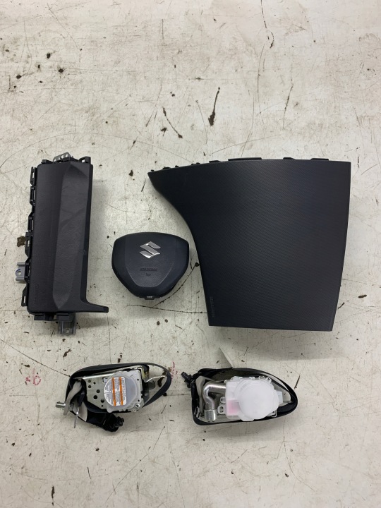 zračni jastuk zračni jastuk airbag vozača suvozača sigurnosni pojasevi SUZUKI SWIFT MK7 (10-13) EUROPA ORYG