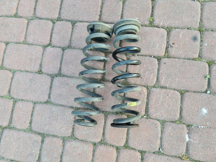 springs rear part rear. ORYG Opel Insignia B AA64