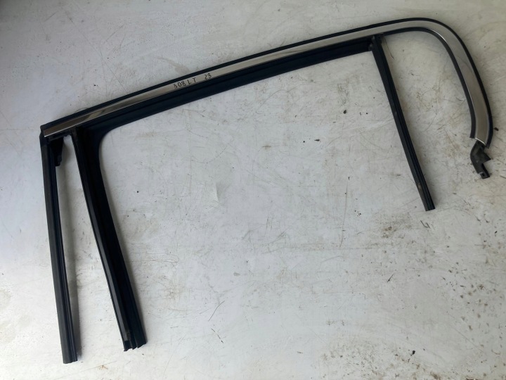 Châssis Joint Portière CHROM PEUGEOT 308 T9 HB Droite Arrière 9677887480 #23