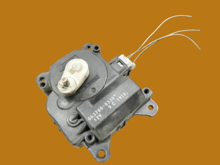 mini motor of the heating EU 063700-8330 Toyota RAV4 II (2000-2005)