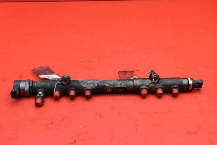 Rampe injection 30757146 0445215023 0281002712 VOLVO S80 II 2.4 D5 185 KM