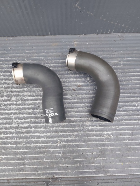 VOLVO V60 II tömlő intercooler KOMPLET 32222269 32222071