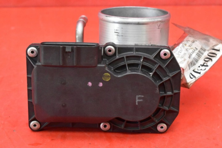throttle flap 26100-0R020 TOYOTA VERSO 2.0 D-4D 126 KM 09-13