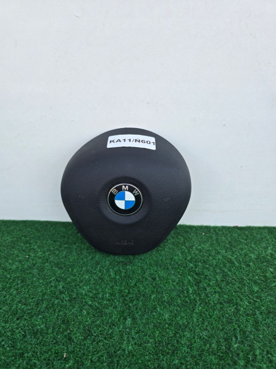 záslepka volantu airbagy BMW F45 F46 F39 F48 F10 F11 3085548 KA11/N601