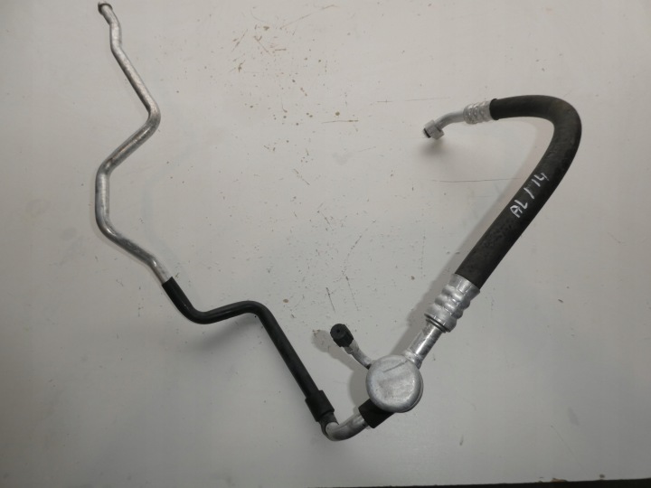 Conduit pieces tuyaux Climatisateur air conditionné AUDI A3 1.9 TDI 1J1820743