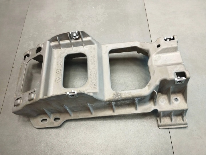 Audi Q4 e-tron Poignée Console Moyen 89A863233