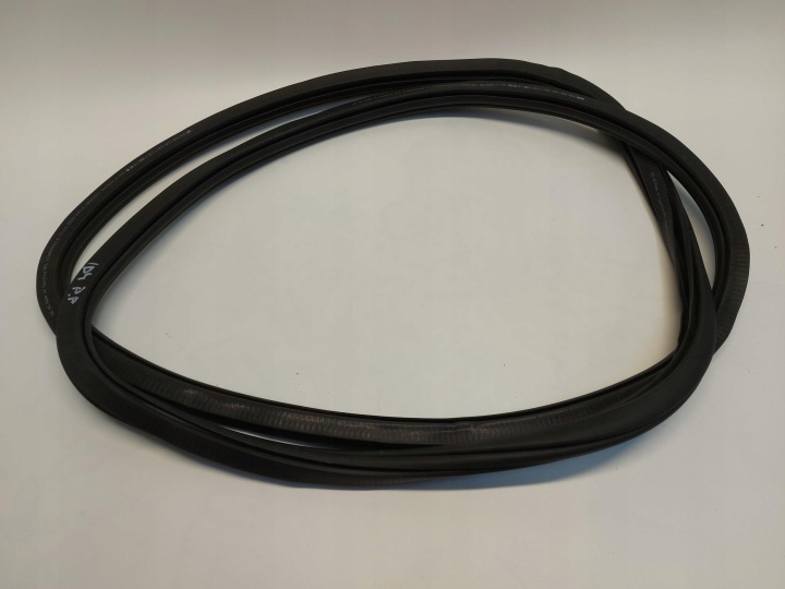 VW ID4 11A , 2024r SUV 5D USZCZELKA jobb eleje 11A867912