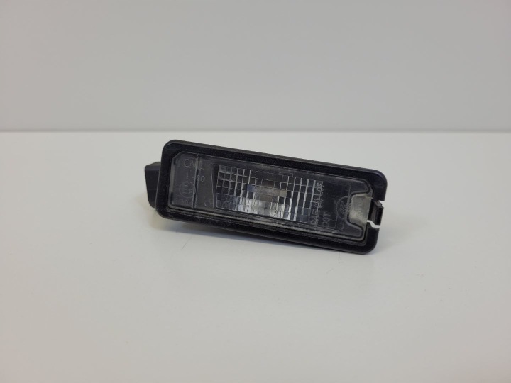 Feux phare Plafonnier toit Arrière Panneau rejestracyjnej Volkswagen Golf 7 2015