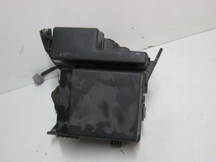 compartment of fuses MITSUBISHI GRANDIS 07R 50404-0125