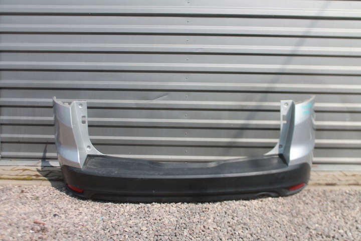 STOSSSTANGE HECK HINTEN FORD FOCUS MK3 KOMBI DER RÄDER. 03 O3 10-19