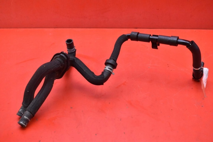 tubo flessibile Tubazione tubo d’acqua 4KL819316A AUDI E-TRON 55 408 KM 18-21