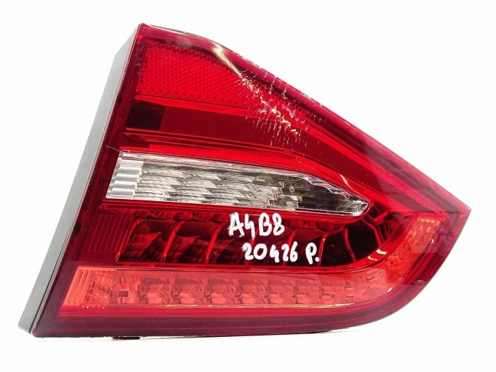 Licht rechts hinten heck für die Heckklappe AUDI A4 B8 LIFT KOMBI 8K9945094E