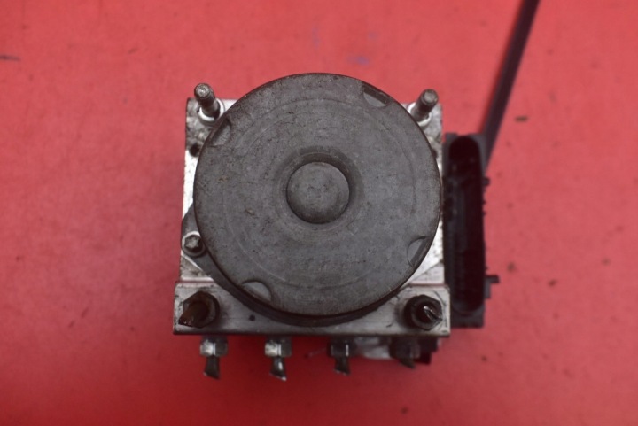 Pompe ABS 44510-0H010 TOYOTA AYGO 1 et 1.0 60 KM 08-12
