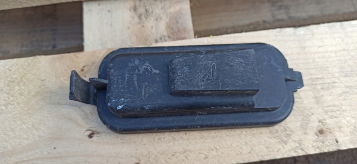 Verschlußstopfen REFLEKTORA links CITROEN JUMPER 41541749